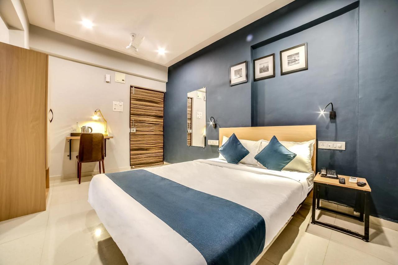 Hotel Bhumi World Bhiwandi Eksteriør bilde